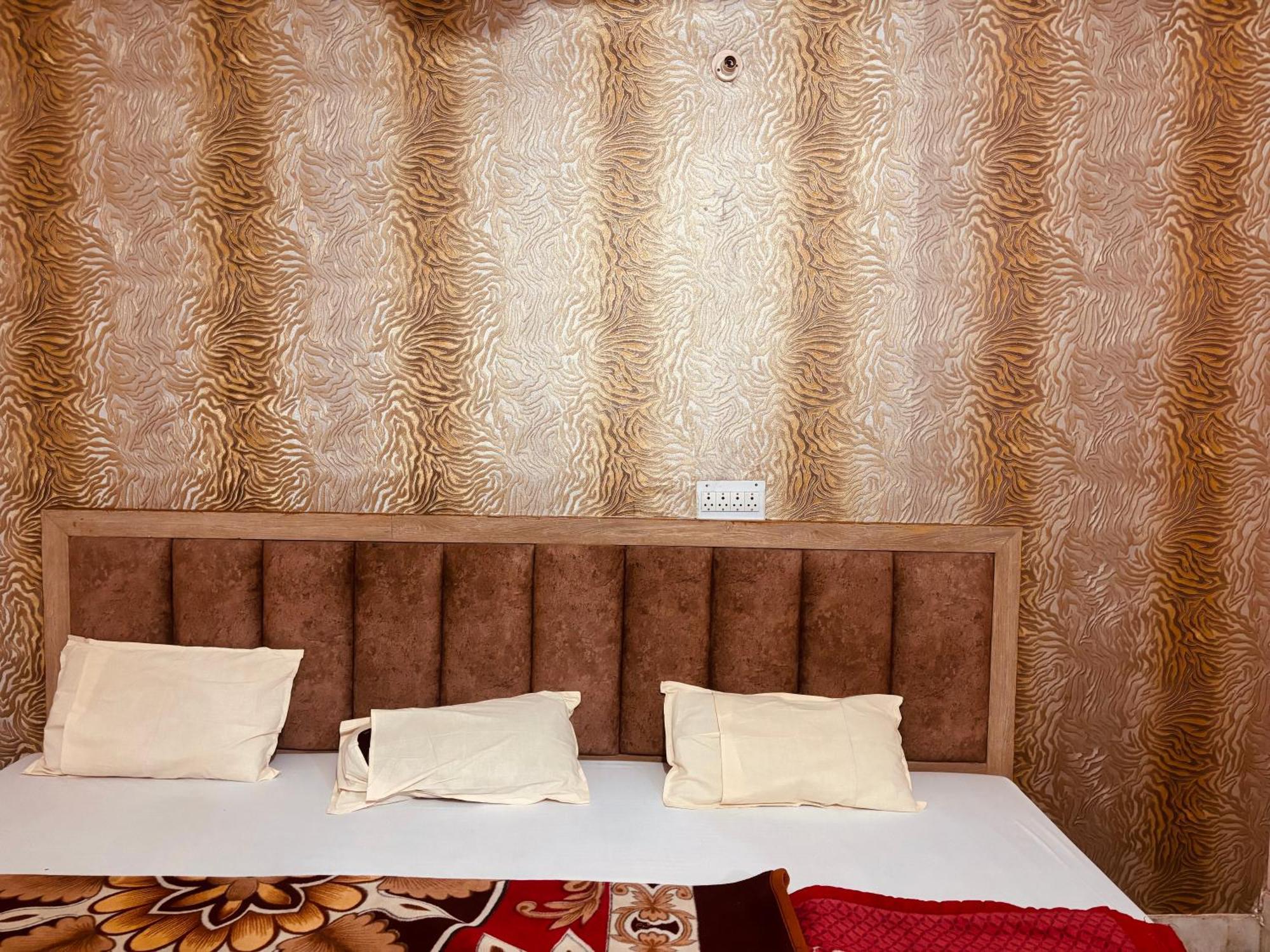 Sgh Guest House Mathura Exterior foto